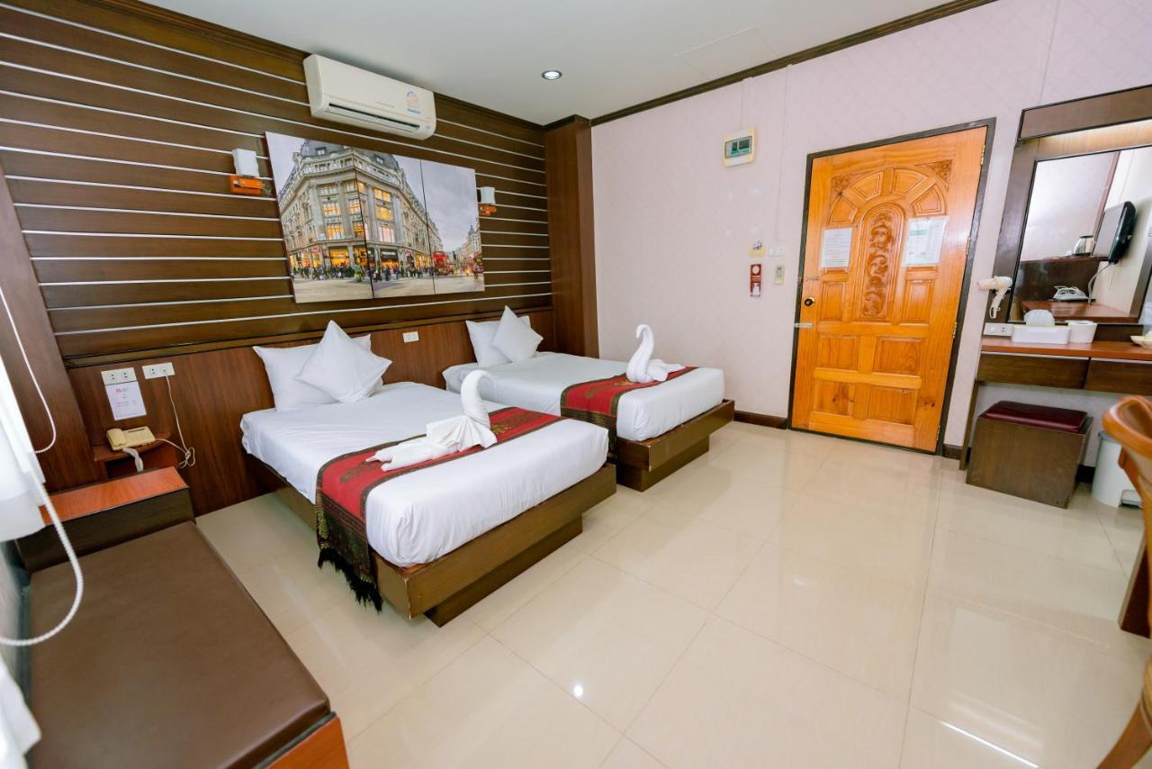 Bander Hotel Phu Khieo Exterior foto